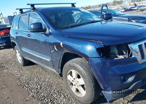 2013 Jeep Grand Cherokee Laredo z USA, uszkodzony, nr VIN 1C4RJFAGXDC633161